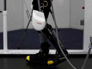 Toyota develops robotics system to help stroke victims walk again article image