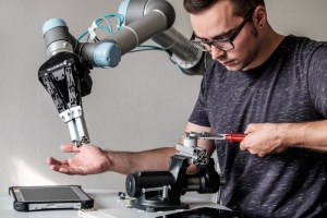 How Robotics and AI is creating a need for new workplace skills article image