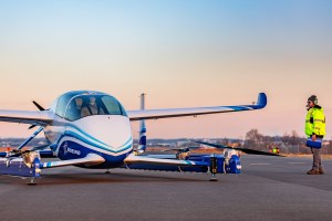 Boeing autonomous passenger aircraft completes first flight article image