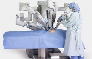 Global healthcare robotics market to reach US$11.44 billion by 2023 article image