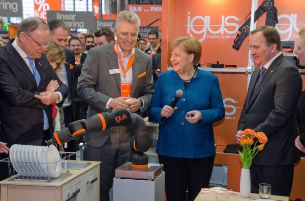 Hannover Messe 2019 - service robots img1